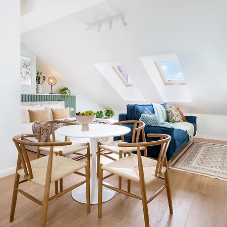 Turnkey I Antonin Dvorak Apartment Prague
