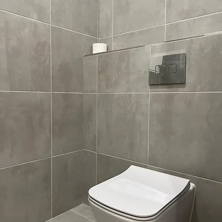 A New Apartment, Free Parking, Close To The Center Appartement