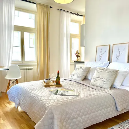 Treetess Centre Apartment