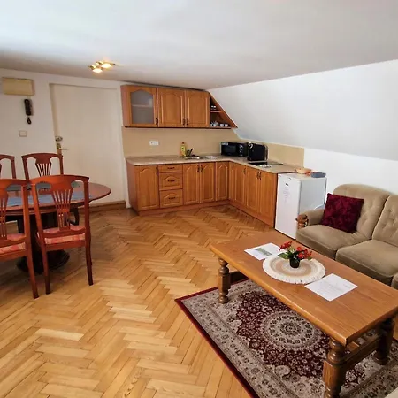 Apartment Old Town Home-5 By Interhome