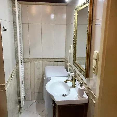 Vladislavova Luxury *