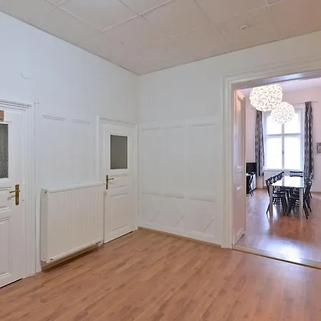 13 Single Beds In Centrum * Prague