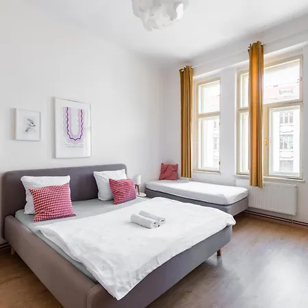 Aparthotel Tesnov