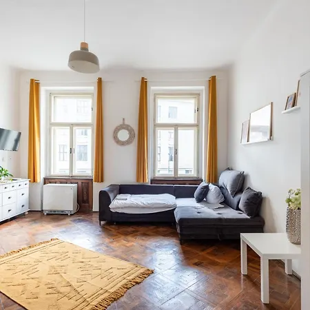 Apartmanhotel Tesnov Prága