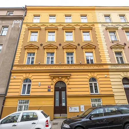Holandska 36 Daire