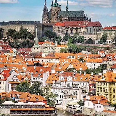 Apartmán Oaza Klidu Primo V Centru Prahy *