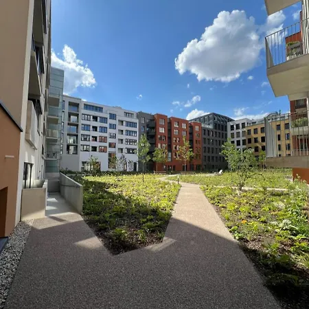Riverside - Free Parking Apartament
