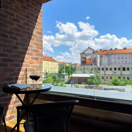 Riverside - Free Parking Apartament