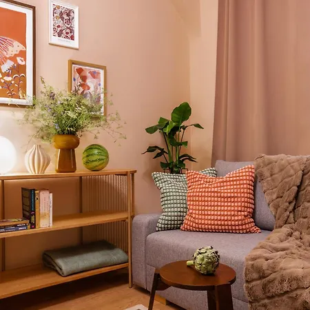 Turnkey I Antonin Dvorak Apartment *