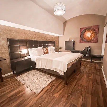 Alfons Boutique Hotel