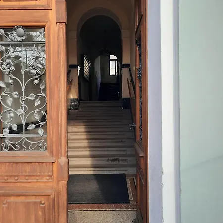 Great In Vinohrady Apartment