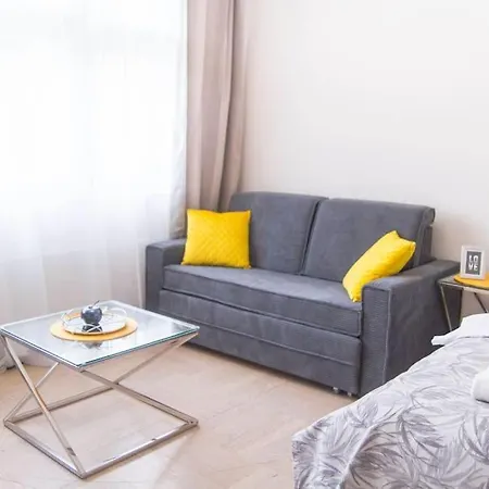 New Exclusive With Ac Nearby Metro * Prague
