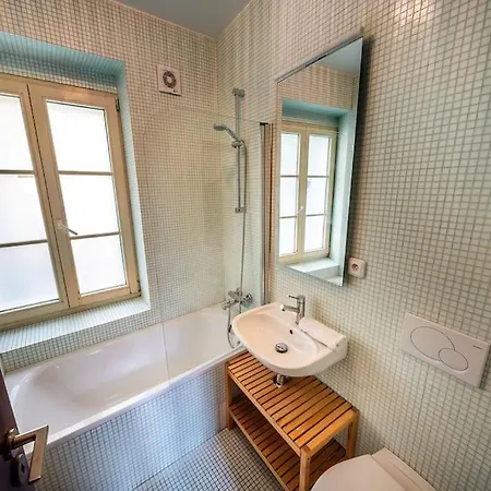 4br & 2,5bath Harry Potter Old Town And Great Patio Apartment *