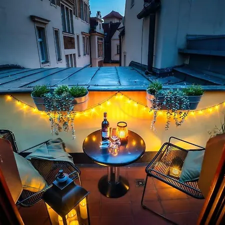 Apartment 4br & 2,5bath Harry Potter Old Town And Great Patio *