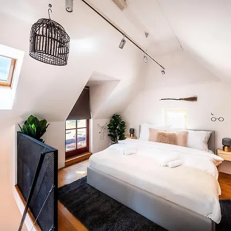 Apartment 4br & 2,5bath Harry Potter Old Town And Great Patio *