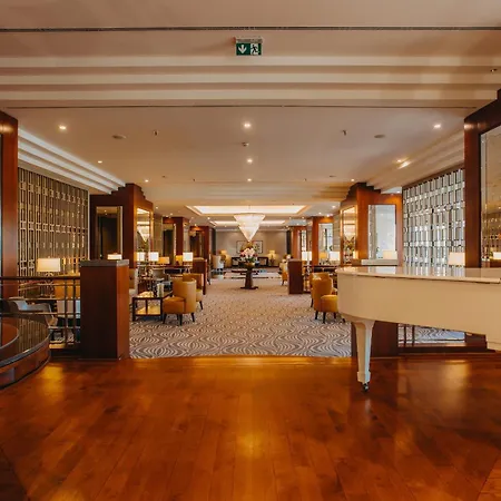 Corinthia 5*