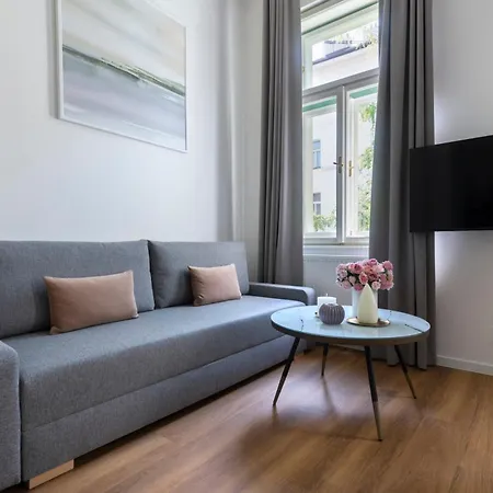 Encore Boutique By Dwellfort Aparthotel 4*