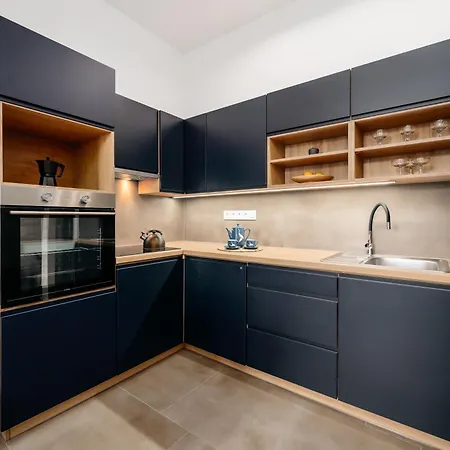 Days - Modern 1bdr - Hip Area Prague