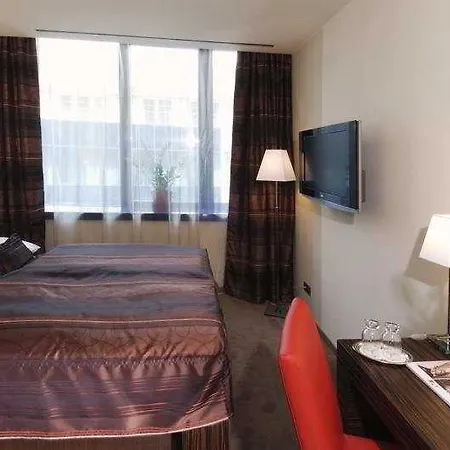Szálloda Ea Crystal Palace 4*