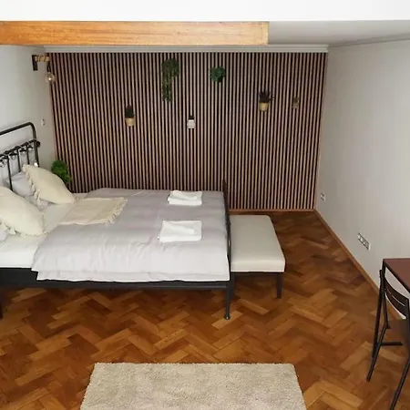 Apartment Victoria *