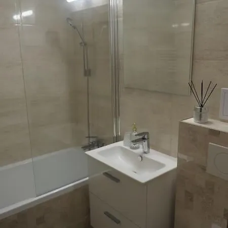 Apartment Victoria *