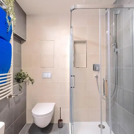 Design - Balcony, Free Parking, Yoga, 10 Mins To Center, By Gravity Apartment Prague