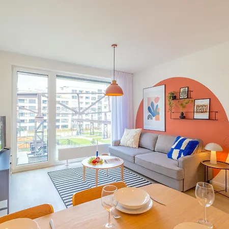 Apartment Design - Balcony, Free Parking, Yoga, 10 Mins To Center, By Gravity Prague