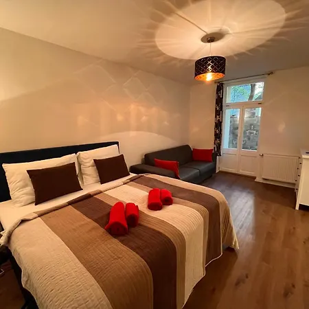 Amazing Zborovska Apartmán Praha