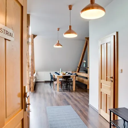 Ultimate 1 Experience - Duplex, Roof Terrace, Castle View, Free Parking Over Weekends, Ac! Praga