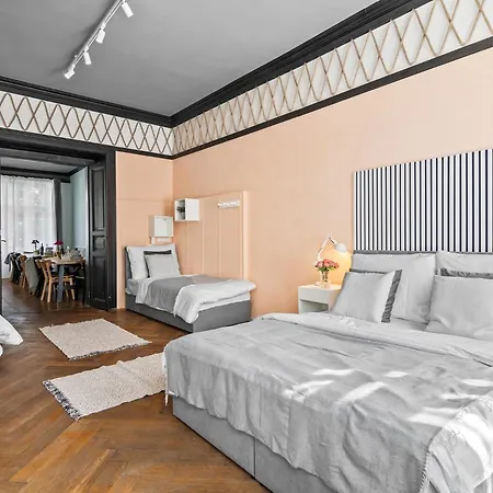 Florenc 1 By Michal&friends Apartman *