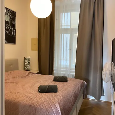 New Manes Apartment