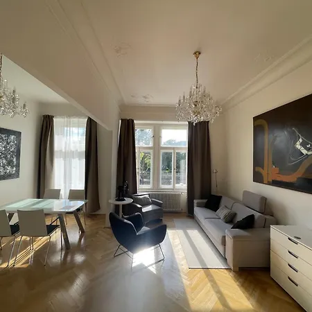 New Manes Apartment *