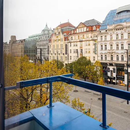 Hotel Ea Julis 4*