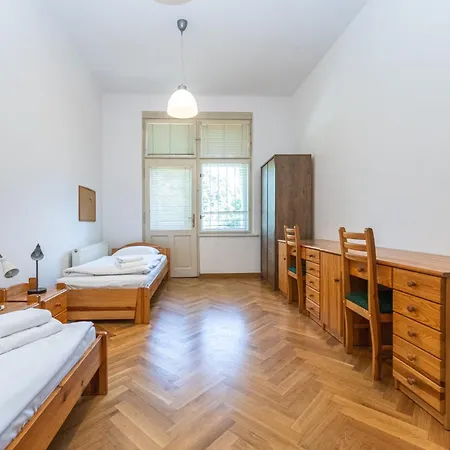 Apartment Jiriho Z Podebrad Prague