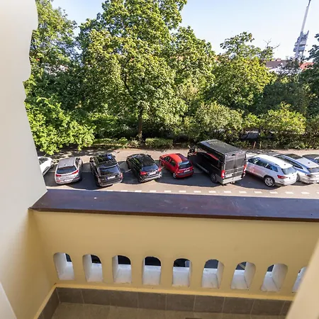 Jiriho Z Podebrad Apartment