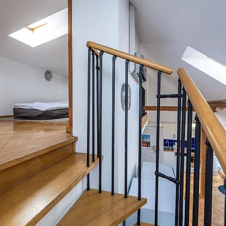 Jiriho Z Podebrad Apartment Prague