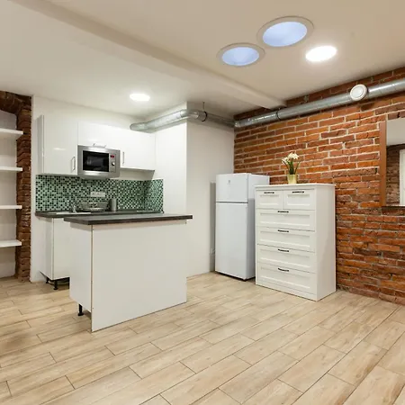 Apartment Spacious In Quiet Courtyard Near Charles Bridge Prague