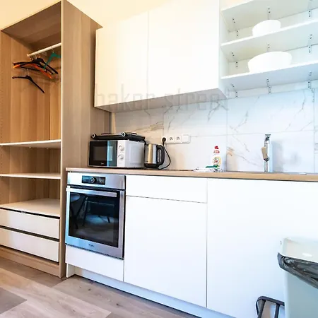 Storey Close To Metro Palmovka * Prague