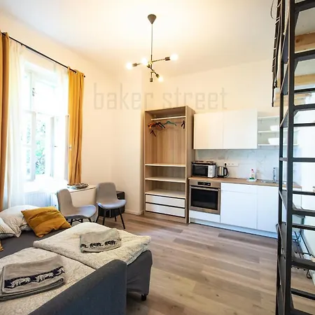 Storey Close To Metro Palmovka Apartment Prague