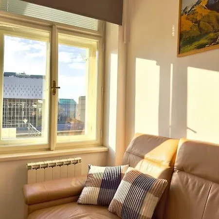 Cozy With Garage * Prague