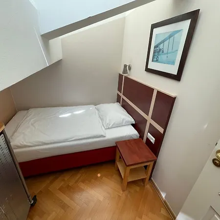 Hotel Ea Julis Prague