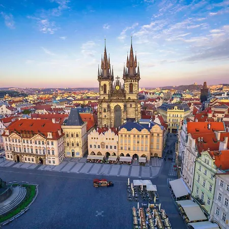 Spacious Near National Museum Prague