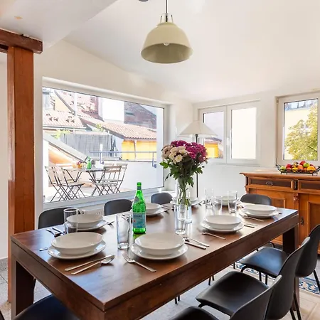 Cozy 4-bedrooms With Terrace *