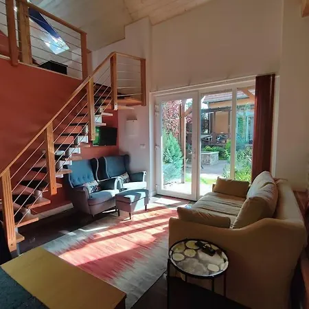 Holiday home Bright Cosy House With Parking *