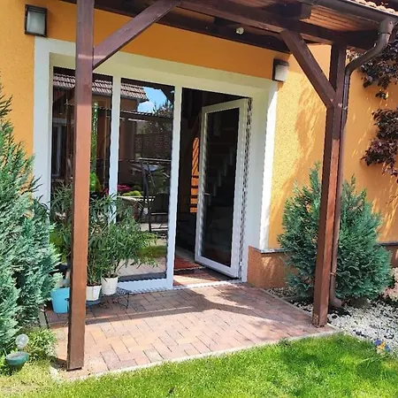 Bright Cosy House With Parking Holiday home Prague