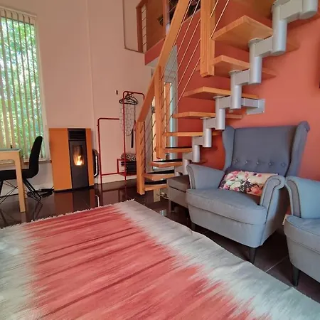 Bright Cosy House With Parking * Prague