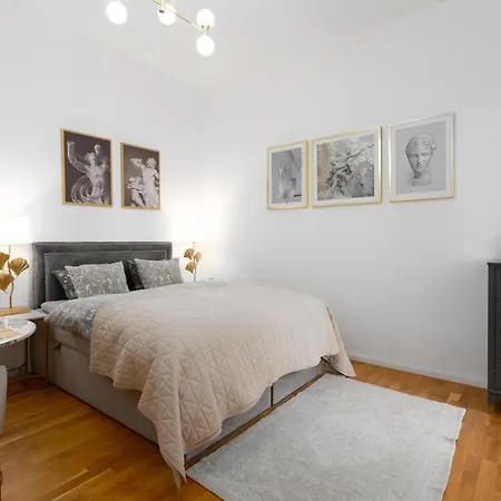 Apartment Klidny A Stylovy U Vaclavskeho Namesti Prague