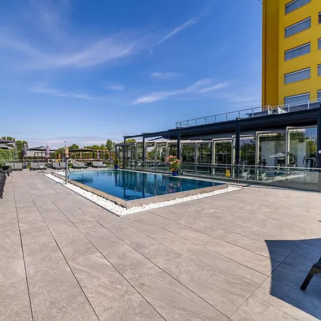 Aura Design & Garden Pool 3*