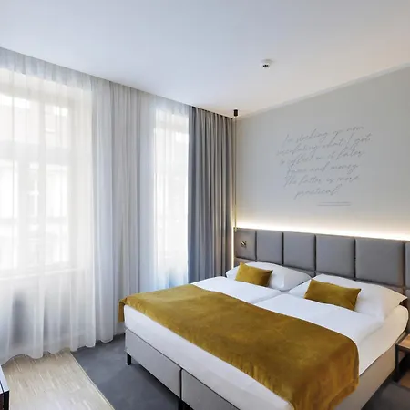 Hotel Prokop Square 4*