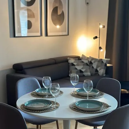 Spacious Elegance - A Gem Apartment